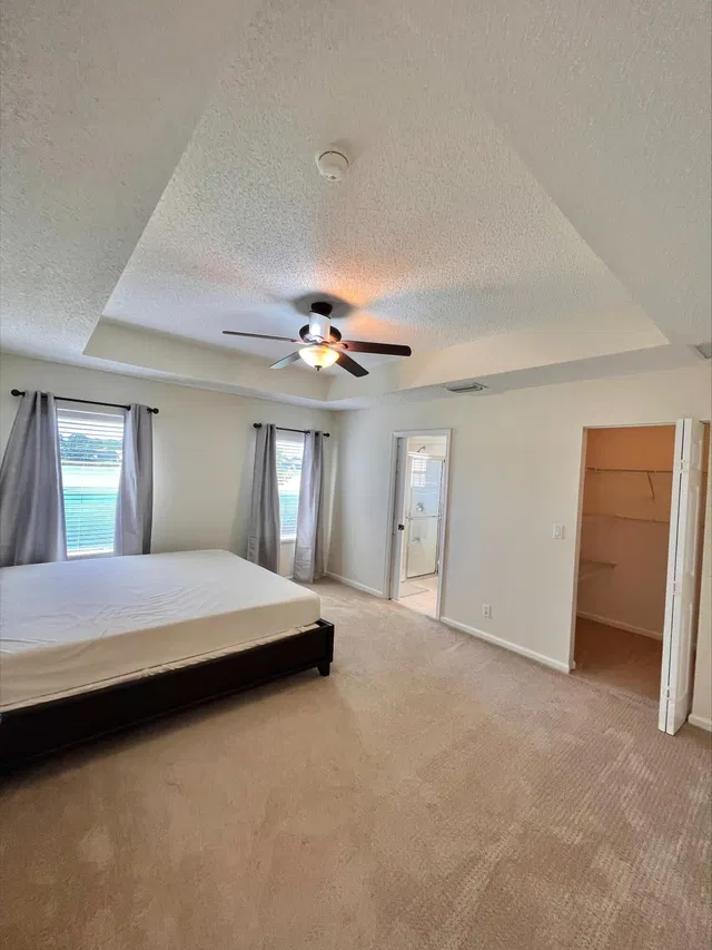 Unit 6129 photo 16