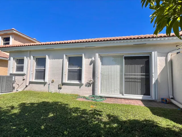 Unit 6129 photo 24