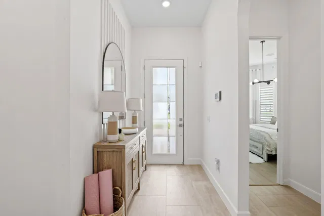 Residence photo 2