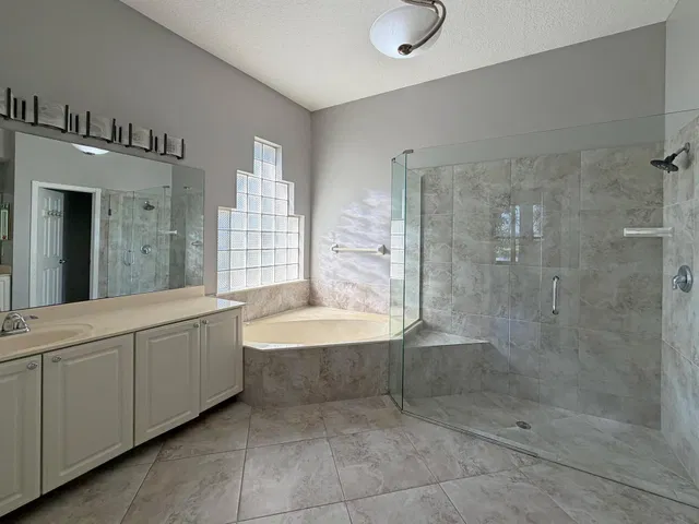  Residence photo 14