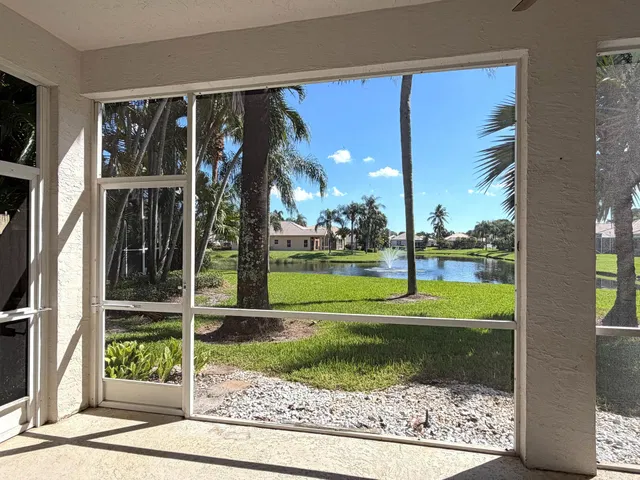  Residence photo 18