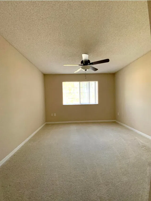  Unit 1304 photo 15