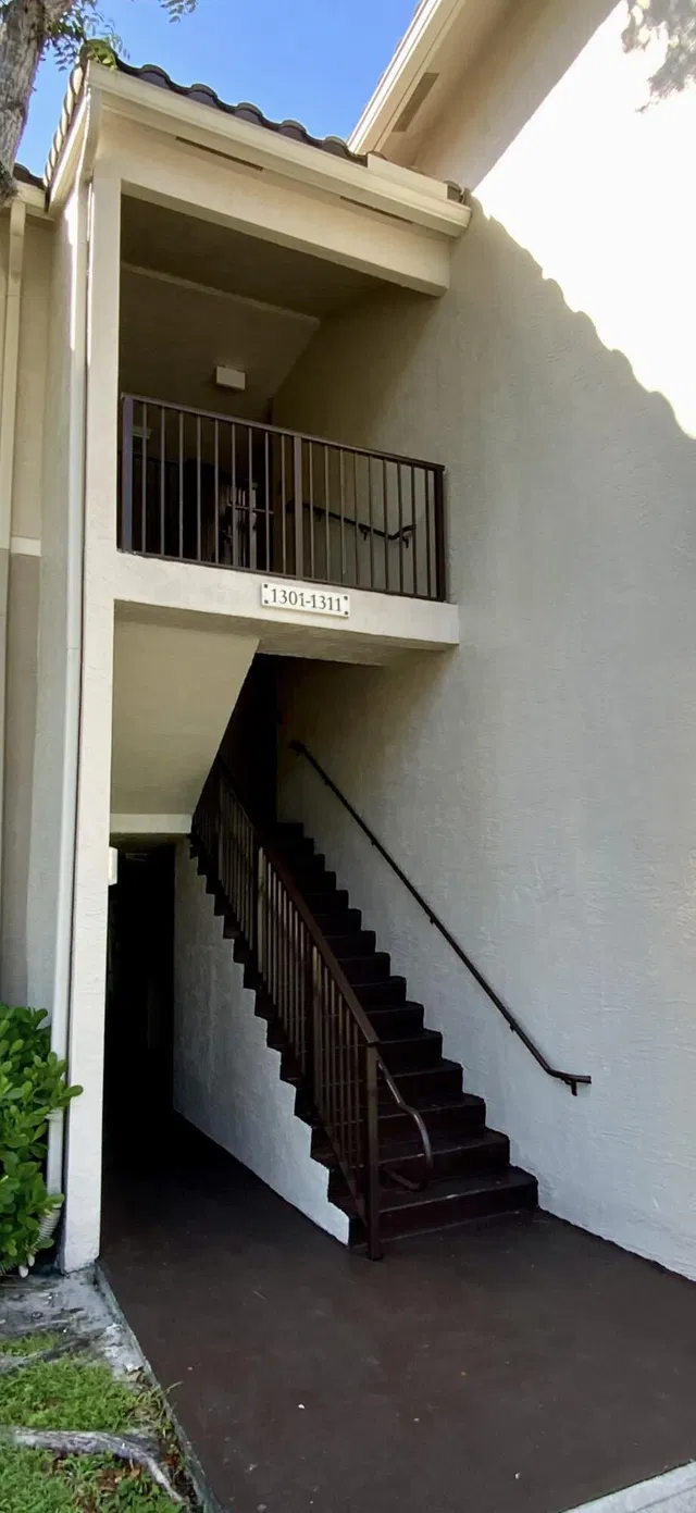  Unit 1304 photo 23