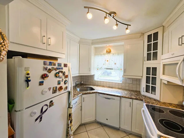 Unit C photo 6
