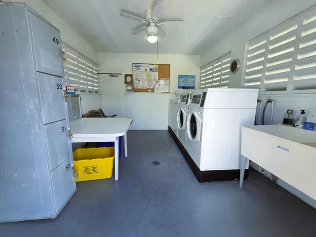 Unit C photo 9