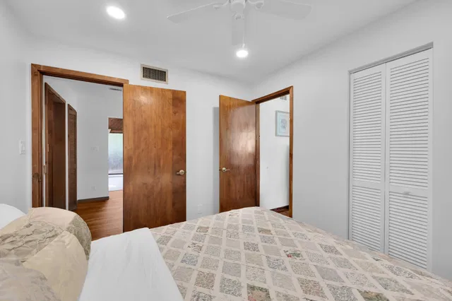  Residence photo 15