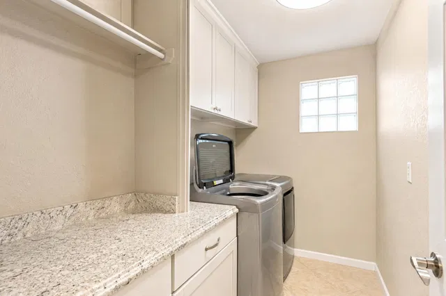 Residence photo 46