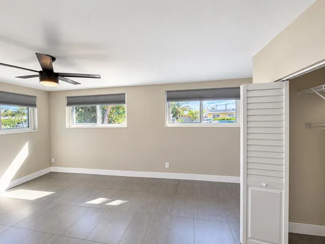 Residence photo 11
