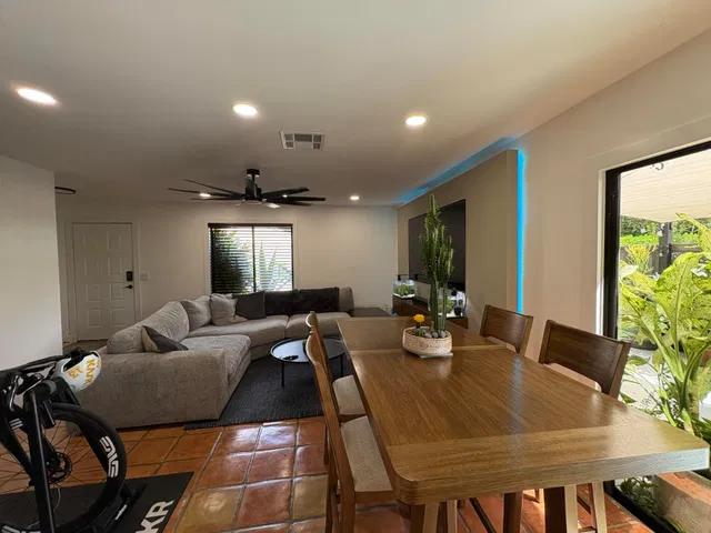 Residence photo 5