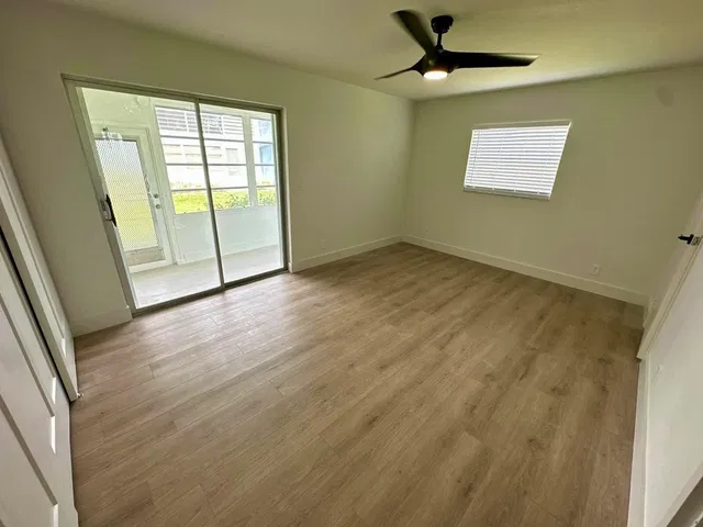  Unit 295 photo 14