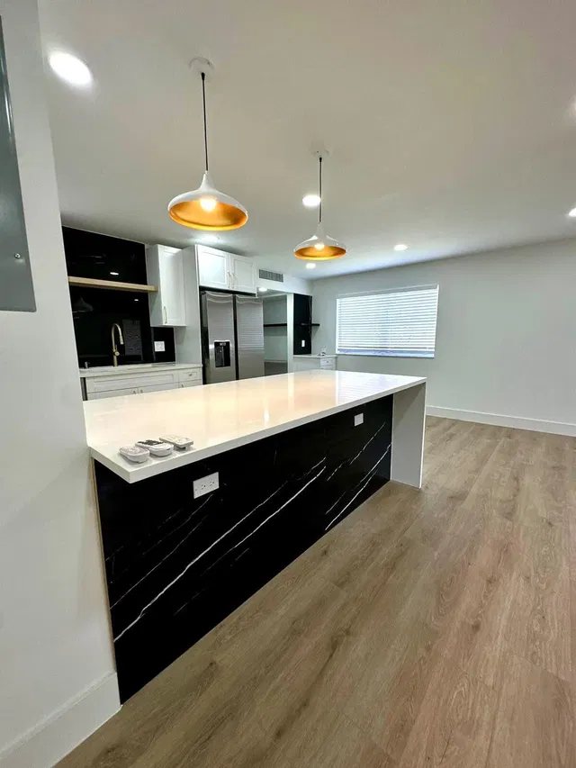  Unit 295 photo 15