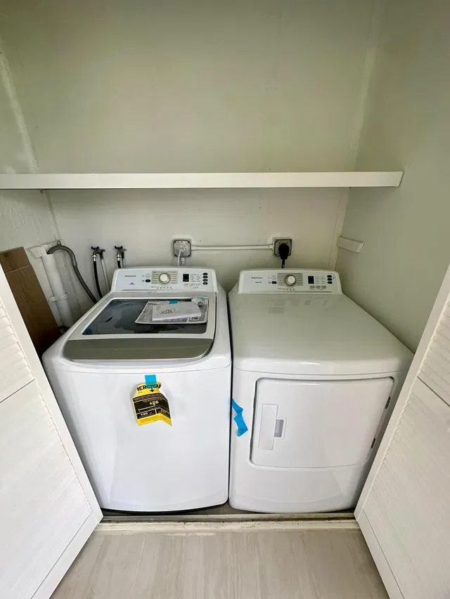  Unit 295 photo 18