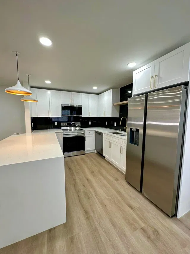  Unit 295 photo 32
