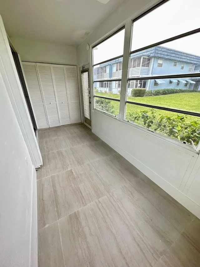  Unit 295 photo 39