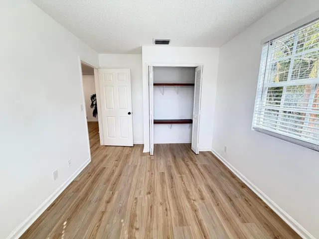  Residence photo 26