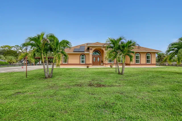 Residence photo 2