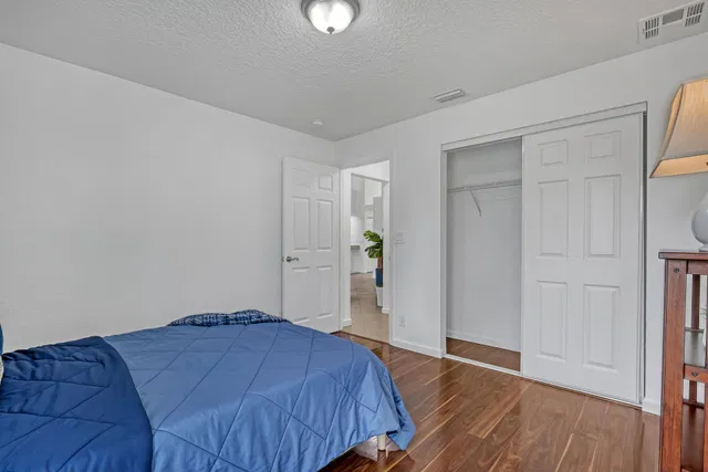 Residence photo 26