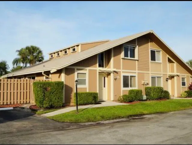  Residence photo 16