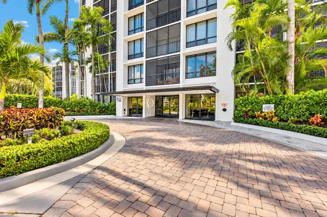 Boca West Country Club Unit 614 photo 3