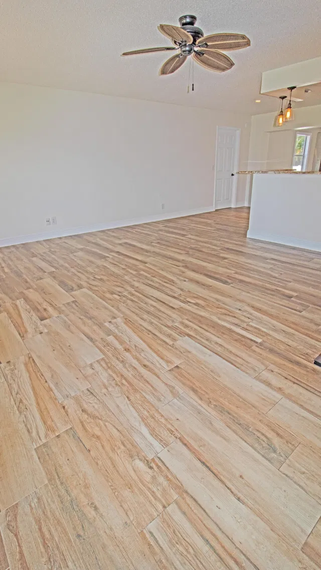 Residence photo 18