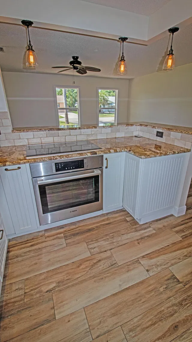 Residence photo 25