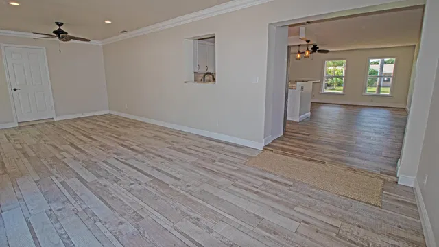 Residence photo 30