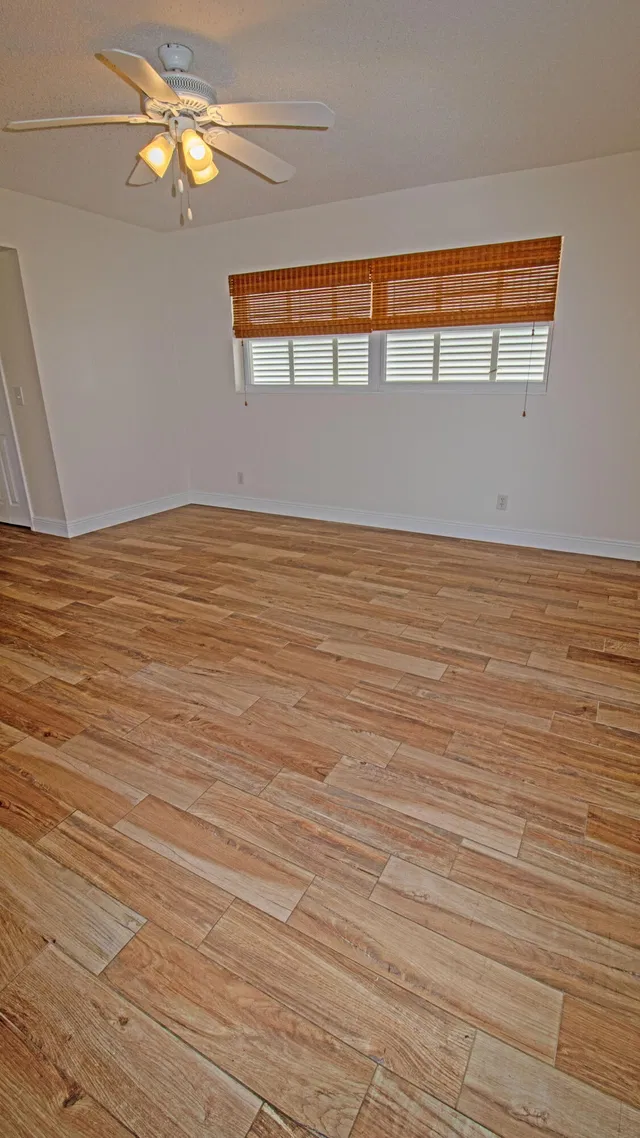 Residence photo 43