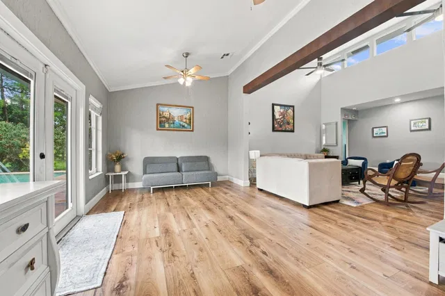 Residence photo 15