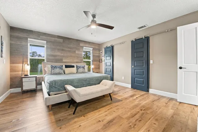 Residence photo 22
