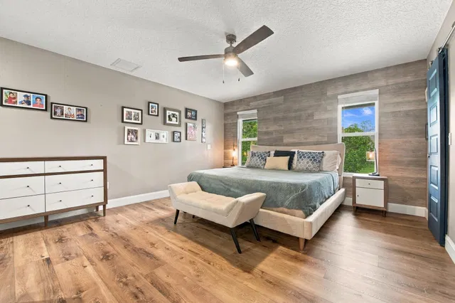 Residence photo 23