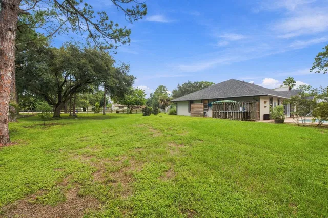 Residence photo 38