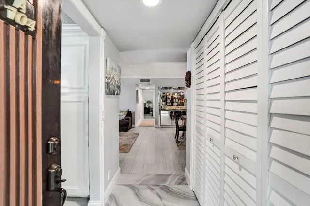 Unit 104 photo 25