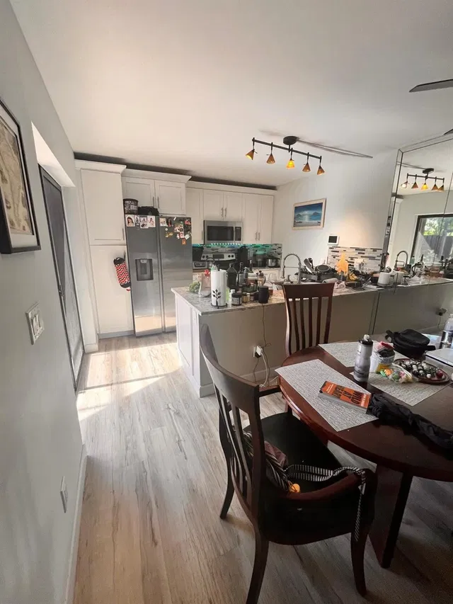 Residence photo 3