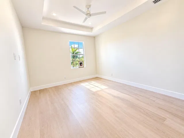 Residence photo 14