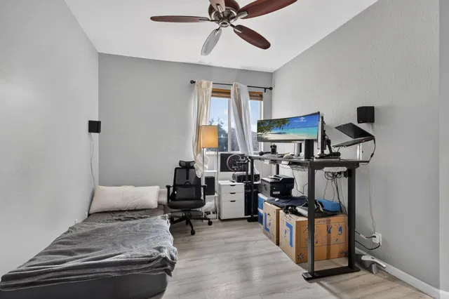  Residence photo 19
