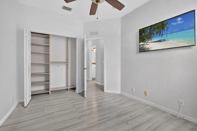  Residence photo 20