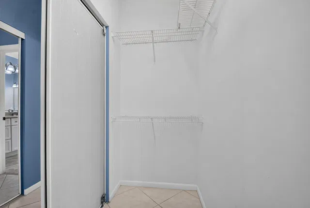Residence photo 20
