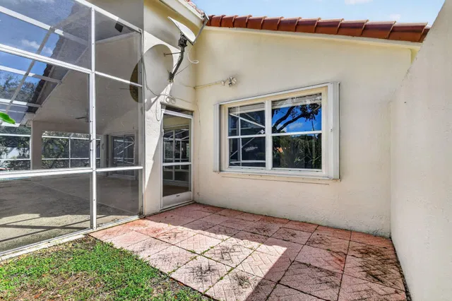 Residence photo 36