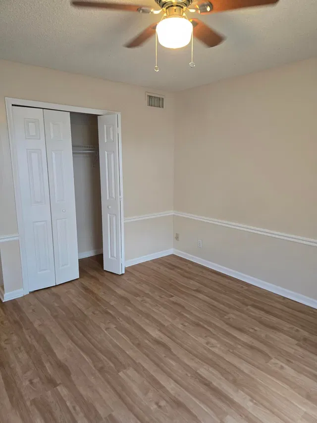 Unit 102 photo 23