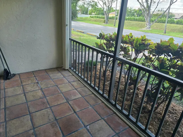 Unit 102 photo 26