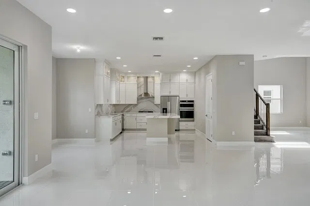 Residence photo 20