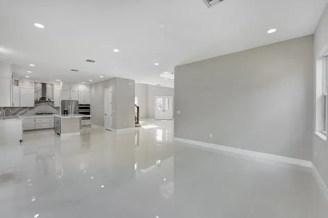 Residence photo 22