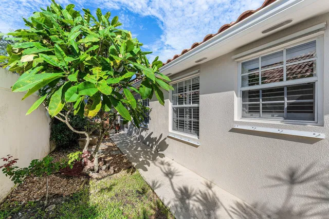 Residence photo 29