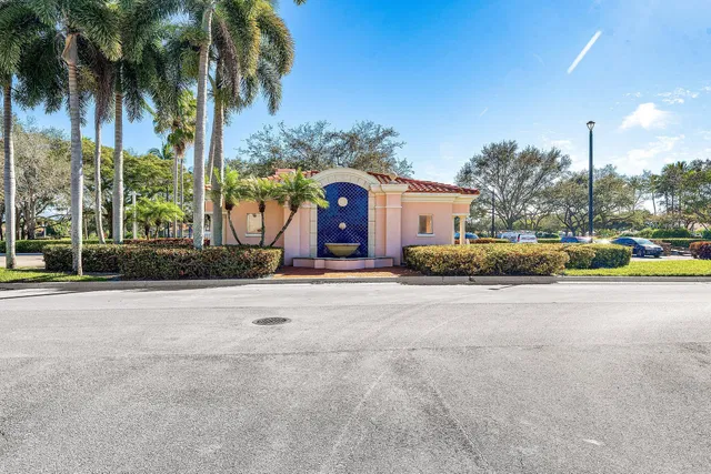 Residence photo 41