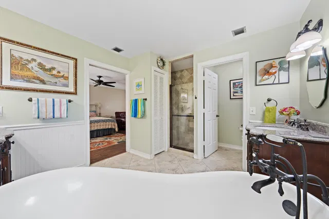 Residence photo 14