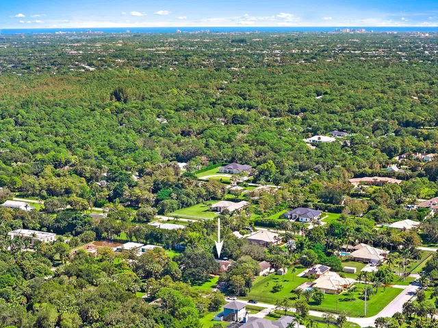Residence photo 25