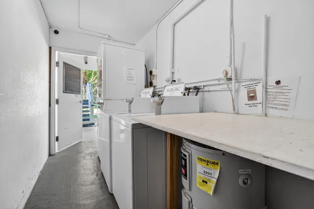  Residence photo 21