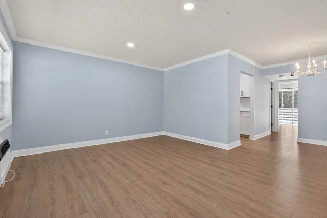  Residence photo 27