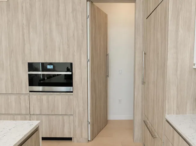 Palm Trail Delray Beach Residence photo 17