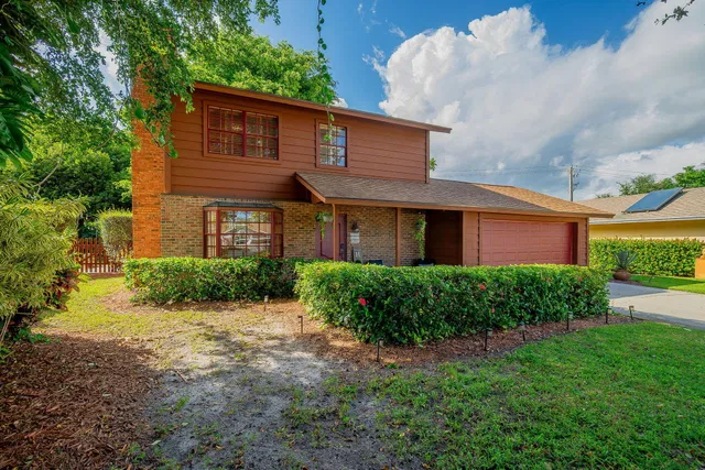Residence photo 3
